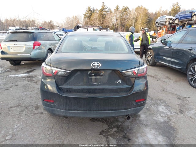3MYDLBYV9HY172390 Toyota YARIS IA