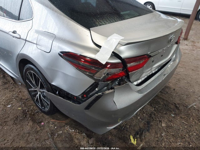 4T1S11AK7NU683578 Toyota CAMRY SE