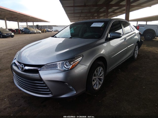 Toyota CAMRY LE 2015 4T4BF1FK8FR508788 Image 2