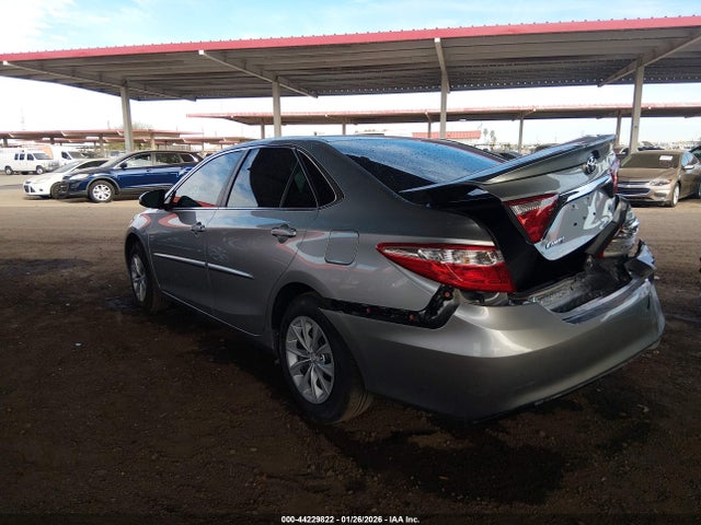 Toyota CAMRY LE 2015 4T4BF1FK8FR508788 Image 3