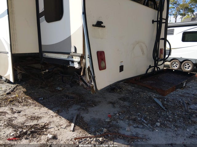 Keystone Montana 2019 4YDF38520K4702547 Image 12
