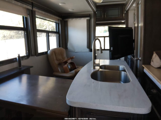 Keystone Montana 2019 4YDF38520K4702547 Image 8