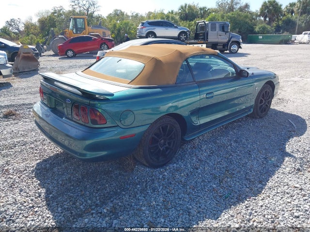 44229880 :رقم المزاد ، 1FALP444XVF155663 vin ، 1997 Ford Mustang مزاد بيع