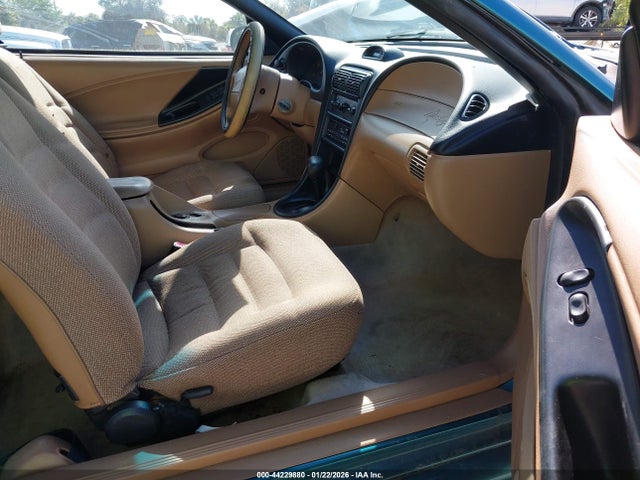 44229880 :رقم المزاد ، 1FALP444XVF155663 vin ، 1997 Ford Mustang مزاد بيع