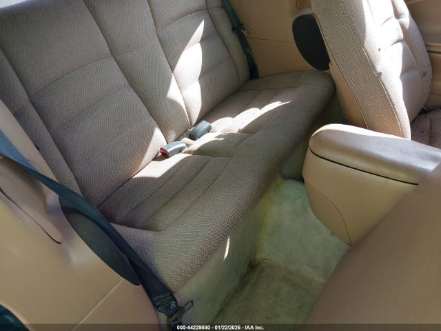 44229880 :رقم المزاد ، 1FALP444XVF155663 vin ، 1997 Ford Mustang مزاد بيع