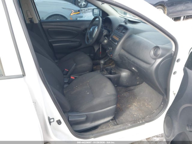 3N1CN7AP7GL895831 Nissan Versa 1.6 S