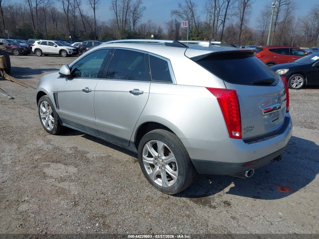 2016 CADILLAC SRX 3GYFNCE37GS553239 Photo 2