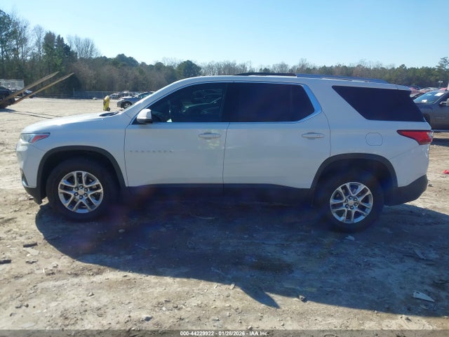 1GNERGKW3JJ282353 Chevrolet Traverse 1lt