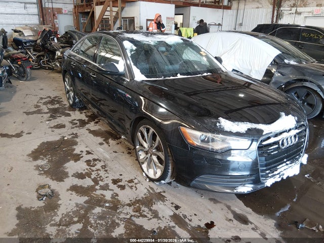 2014 AUDI A6 WAUFGAFC8EN076070