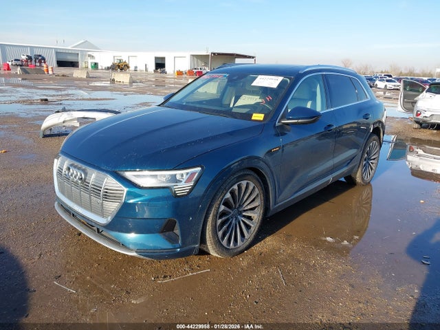 2019 AUDI E-TRON WA1VABGE4KB010161 Photo 1