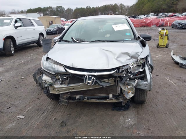 3HGGK5H49JM710138 Honda FIT LX