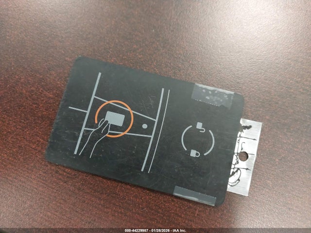 2021 TESLA MODEL Y 5YJYGDEE9MF278252 Photo 10