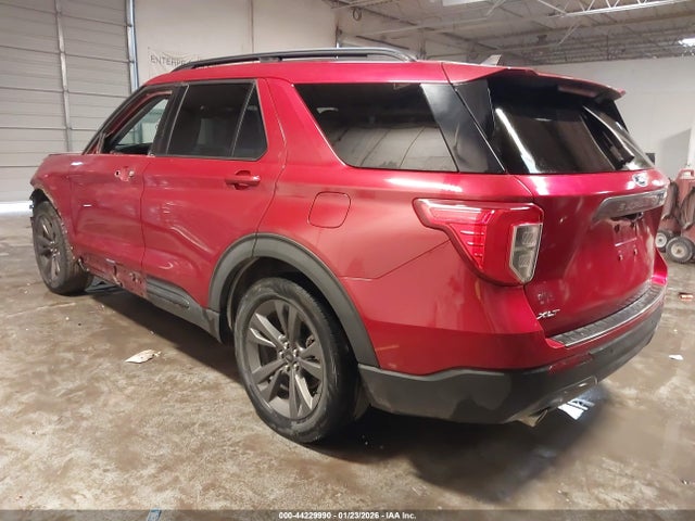 2021 FORD EXPLORER 1FMSK7DH9MGA16458 Photo 2
