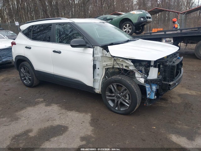 2023 KIA SELTOS KNDEUCAA6P7391725