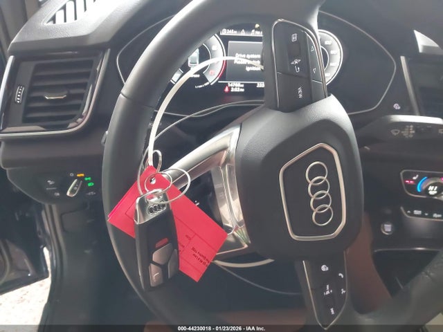 2024 Audi Q5 Premium Plus 45 Tfsi S Line Quattro მანქანა იყიდება აუქციონზე, vin: WA1EAAFY0R2057672, აუქციონის ნომერი: 44230018