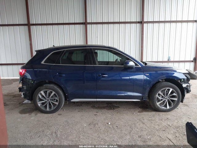 2024 Audi Q5 Premium Plus 45 Tfsi S Line Quattro მანქანა იყიდება აუქციონზე, vin: WA1EAAFY0R2057672, აუქციონის ნომერი: 44230018