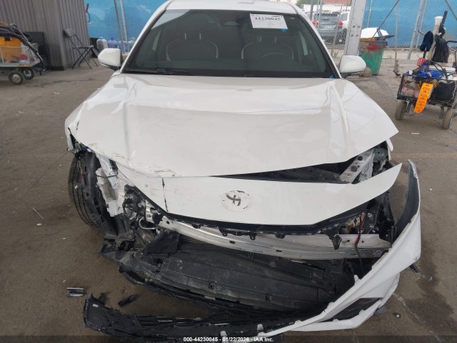 Toyota CAMRY SE 2025 4T1DAACKXSU113737 Image 13