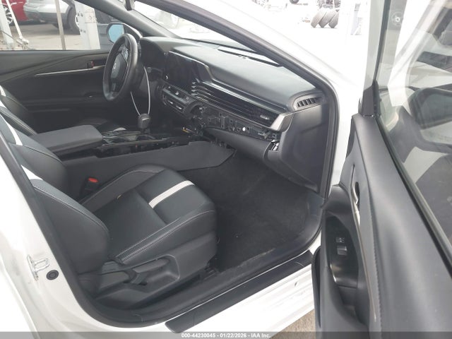 Toyota CAMRY SE 2025 4T1DAACKXSU113737 Image 5