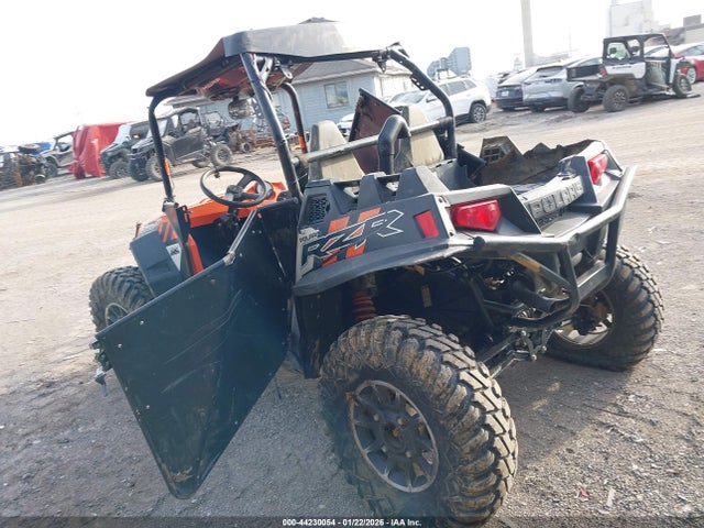 2014 POLARIS RZR 4XAJT9EA7EF265771 Photo 2