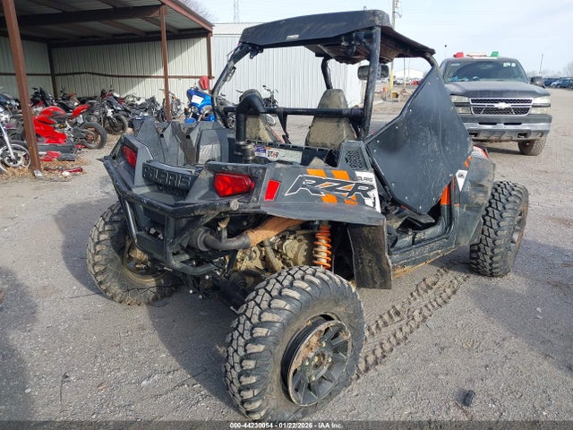 2014 POLARIS RZR 4XAJT9EA7EF265771 Photo 3