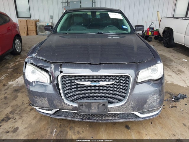 Aukcja sprzedaży 2018 Chrysler 300 Touring L, vin: 2C3CCAAG3JH274879, numer aukcji: 44230064