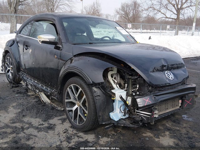 Продажа на аукционе авто 2018 Volkswagen Beetle 2.0t Dune, vin: 3VWSD7AT0JM711577, номер лота: 44230069