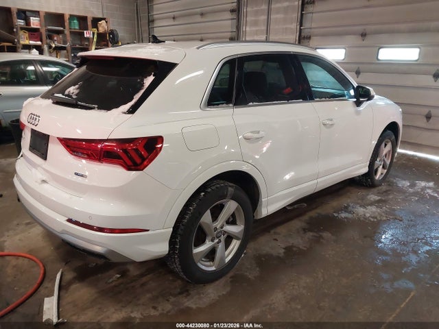 2019 AUDI Q3 WA1AECF36K1068819 Photo 3