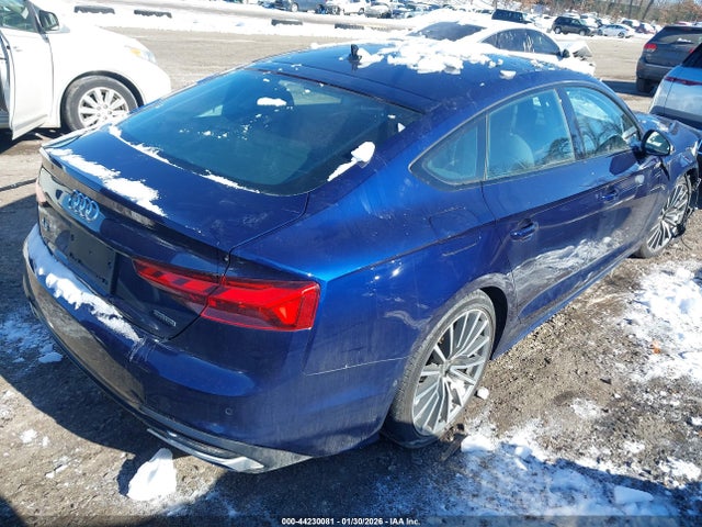 2022 AUDI A5 SPORTBACK WAUBBCF5XNA038969 Photo 3