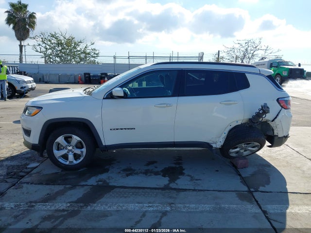 Jeep Compass Latitude Fwd 2018 3C4NJCBB0JT376768 Image 14