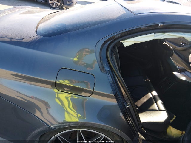 2017 BMW M3 WBS8M9C34H5G85096 Photo 7