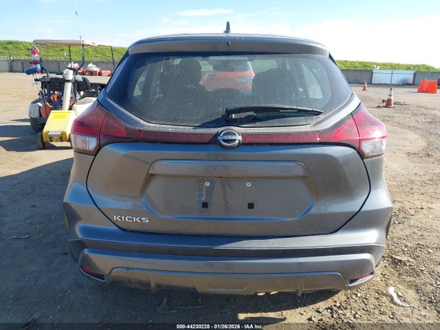3N1CP5BV0RL569884 Nissan Kicks S Xtronic Cvt
