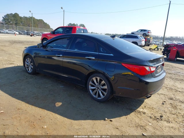 2011 HYUNDAI SONATA 5NPEC4ACXBH102554 Photo 2