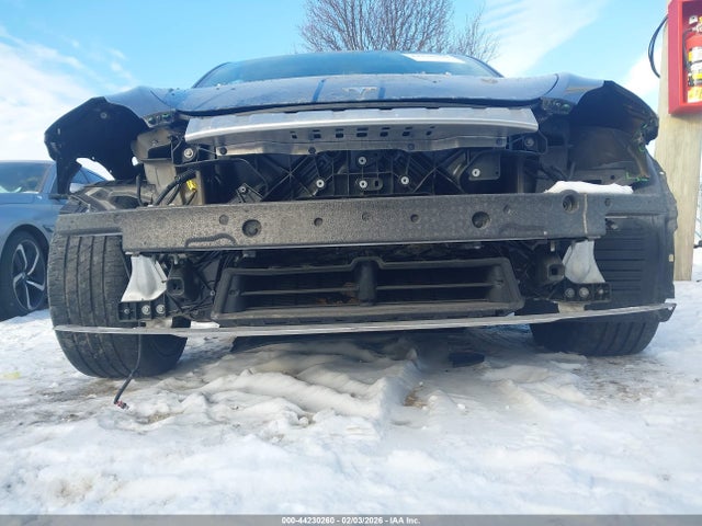 7SAYGDEE1SF221592 Tesla Model Y Long Range Dual Motor All-wheel Drive