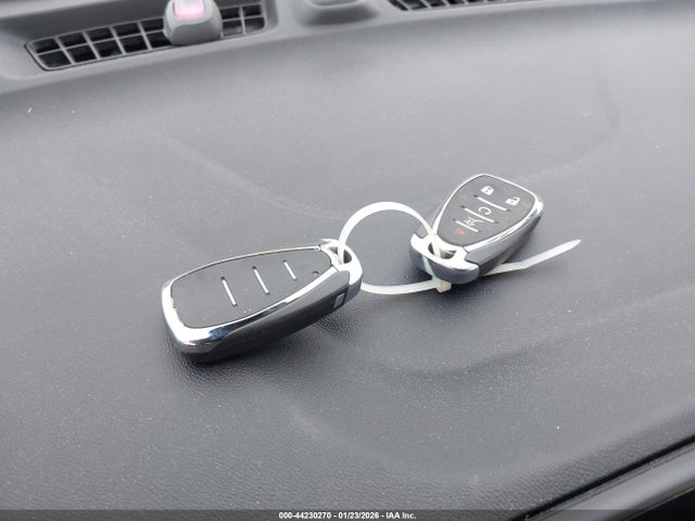 3GNAXSEV7JL119658 Chevrolet EQUINOX LT