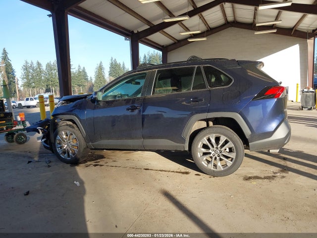 Toyota Rav4 Xle Premium 2021 2T3A1RFV3MW234837 Image 14