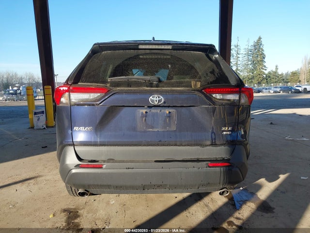 Toyota Rav4 Xle Premium 2021 2T3A1RFV3MW234837 Image 16