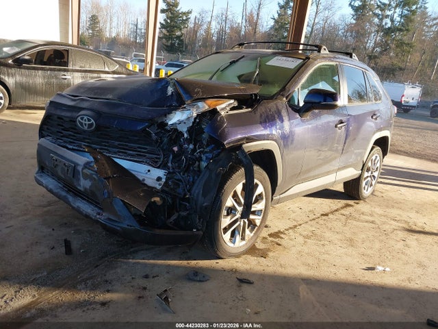 Toyota Rav4 Xle Premium 2021 2T3A1RFV3MW234837 Image 2