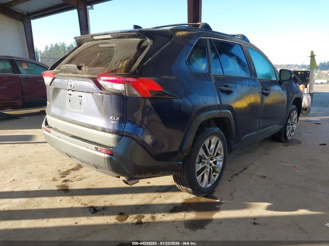 Toyota Rav4 Xle Premium 2021 2T3A1RFV3MW234837 Image 4