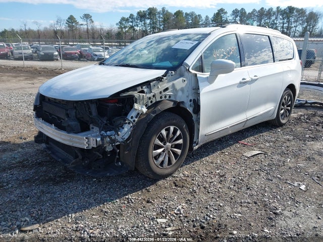 2C4RC1BG4HR743793 Chrysler Pacifica Touring-l