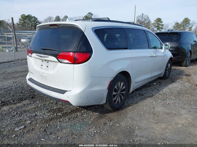 2C4RC1BG4HR743793 Chrysler Pacifica Touring-l