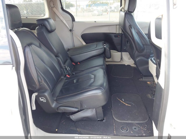 2C4RC1BG4HR743793 Chrysler Pacifica Touring-l