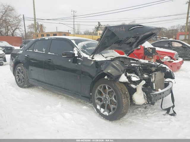 Aukcja sprzedaży 2015 Chrysler 300 300s, vin: 2C3CCAGG8FH899499, numer aukcji: 44230300