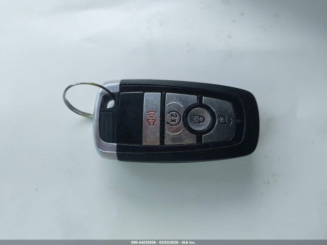 Продаж на аукціоні авто 2022 Ford Escape Se, vin: 1FMCU9G68NUB12640, номер лоту: 44230306