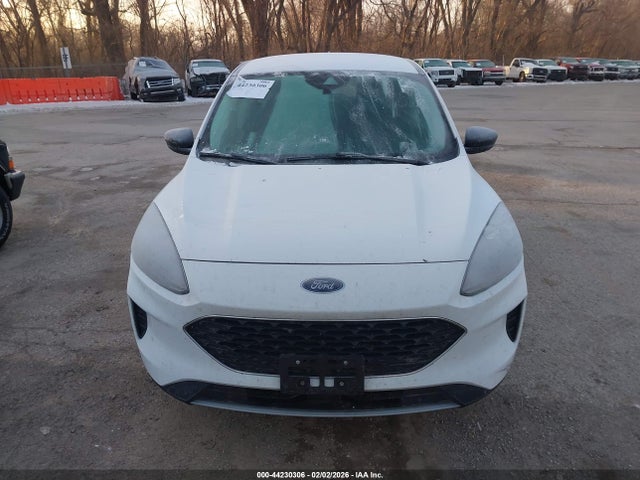 Продаж на аукціоні авто 2022 Ford Escape Se, vin: 1FMCU9G68NUB12640, номер лоту: 44230306