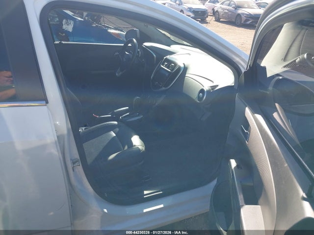 1G1JF5SB4H4125899 Chevrolet Sonic Premier Auto
