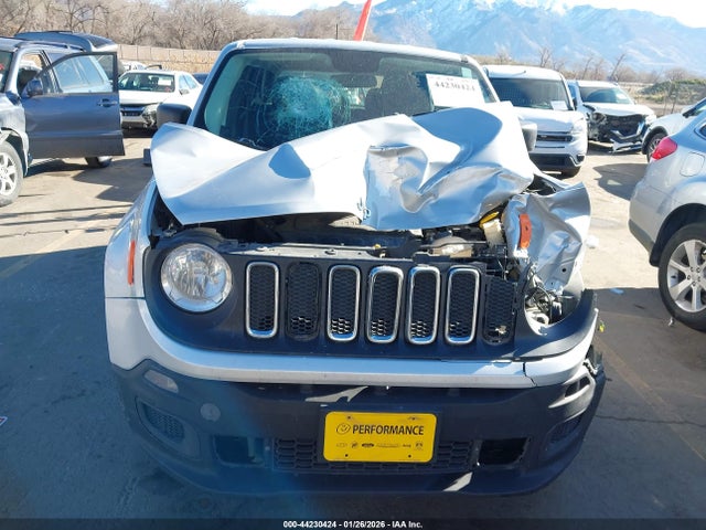 Jeep Renegade Sport 2015 ZACCJBAT1FPC30938 Image 18