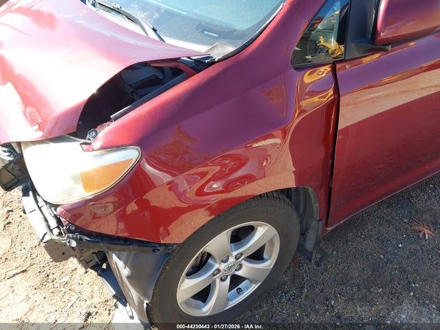 5TDKZ3DC4HS873778 Toyota Sienna Le 8 Passenger