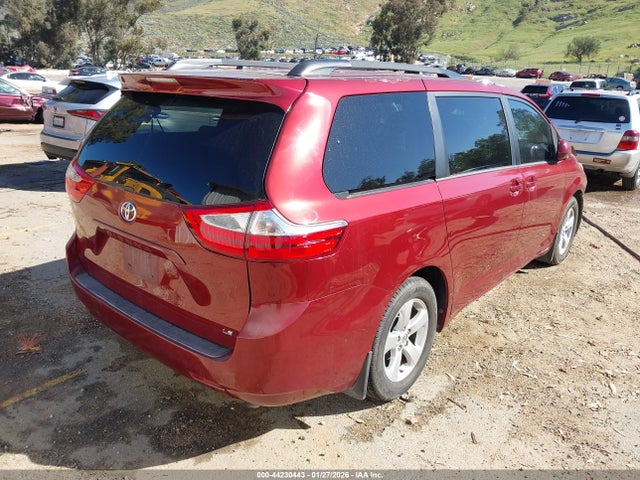 5TDKZ3DC4HS873778 Toyota Sienna Le 8 Passenger