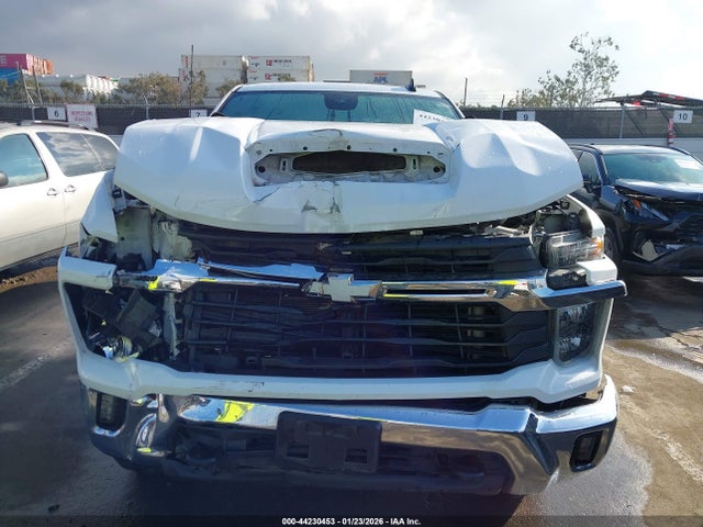 2GC4YNE74R1160834 Chevrolet Silverado 2500hd 4wd Standard Bed Lt