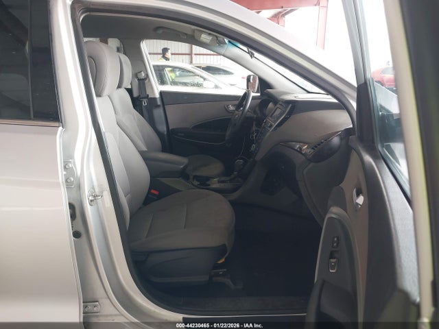 5XYZT3LB1JG568962 Hyundai Santa Fe Sport 2.4l